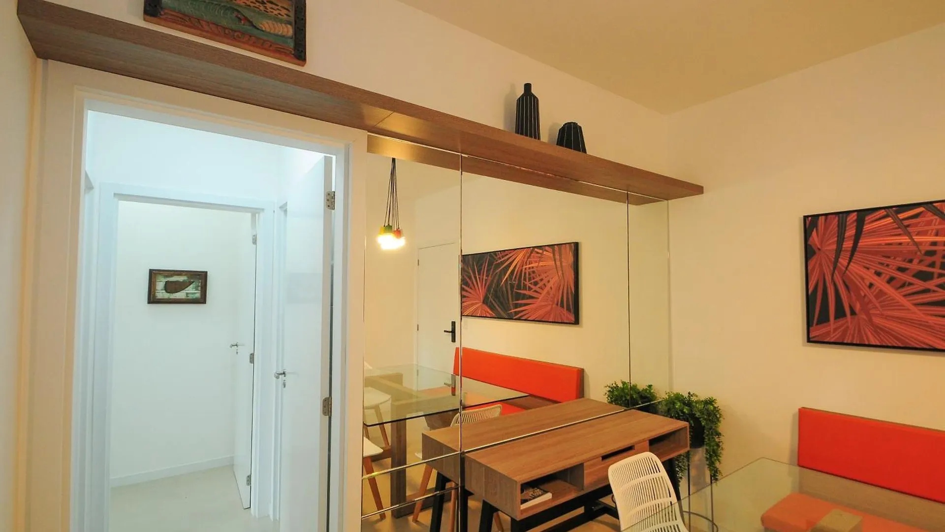 Thai Beach Home Spa: Apto 200M Da Praia N605 Florianópolis Brasile