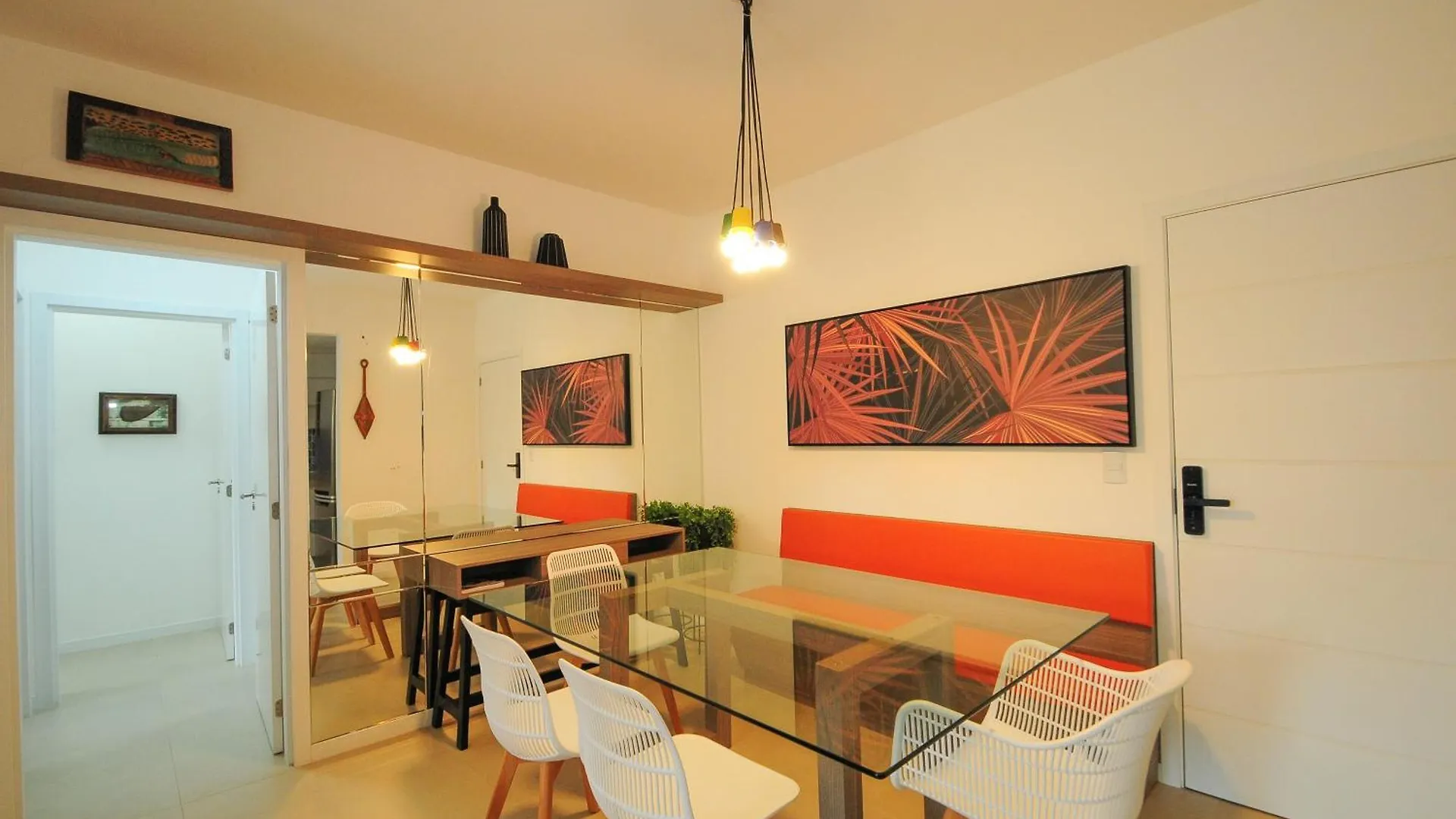 Thai Beach Home Spa: Apto 200M Da Praia N605 Florianópolis