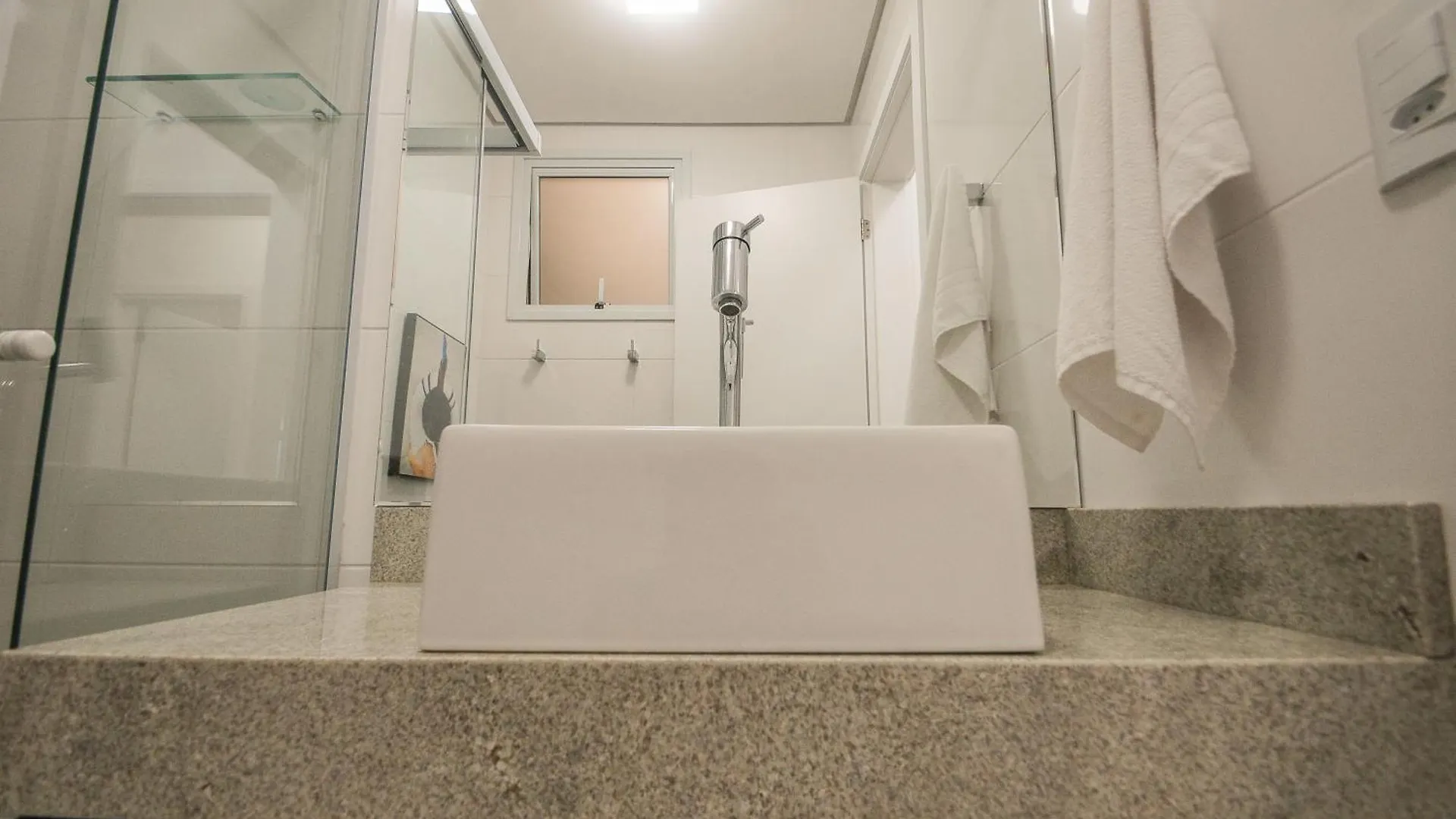 Thai Beach Home Spa: Apto 200M Da Praia N605 Florianópolis